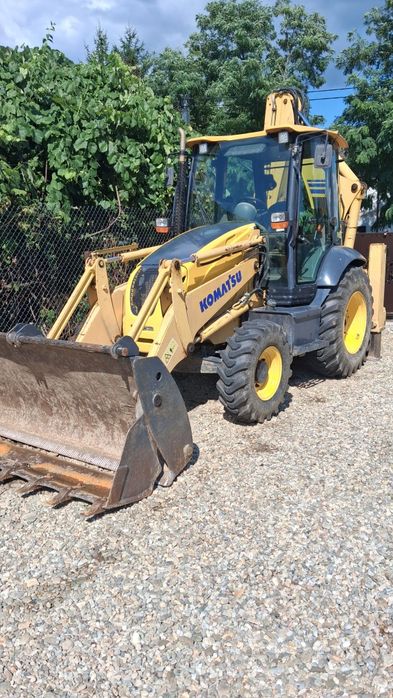 Inchiriez buldoexcavator