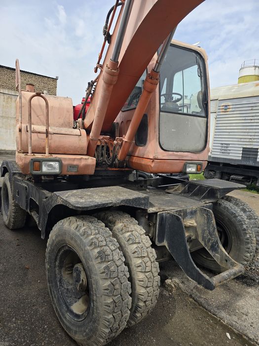 Экскаватор хундай