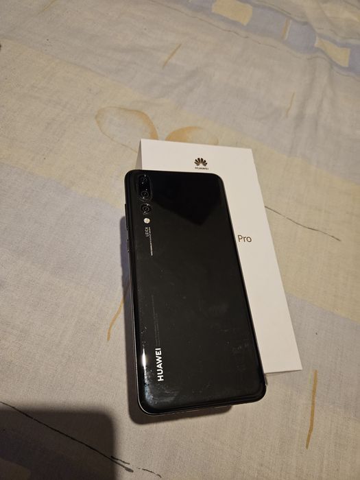 Huawei P20 Pro 6/128Gb.Перфектен