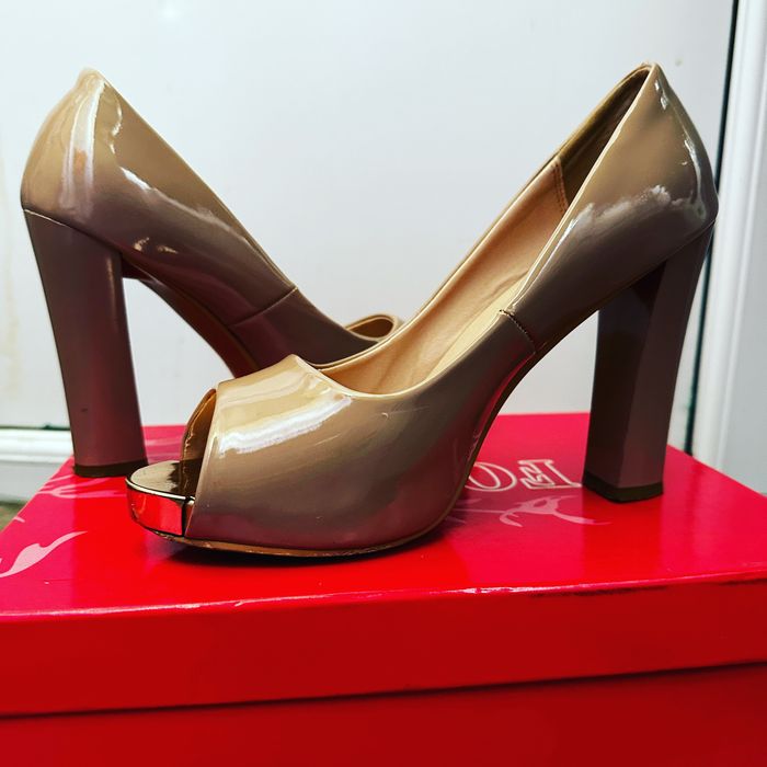 Туфли лакированные