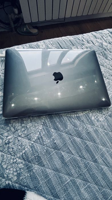 MacBook Air 13-inch б/у.