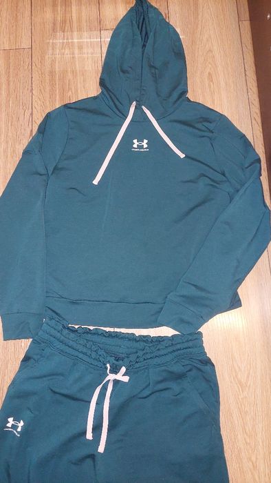Екип Under Armour размер Л