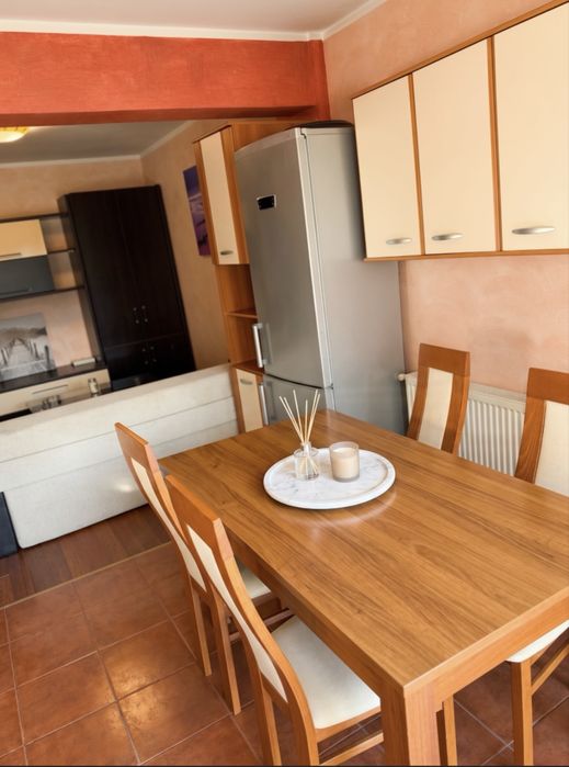 PF dau in chirie ap 2 camere cu parcare