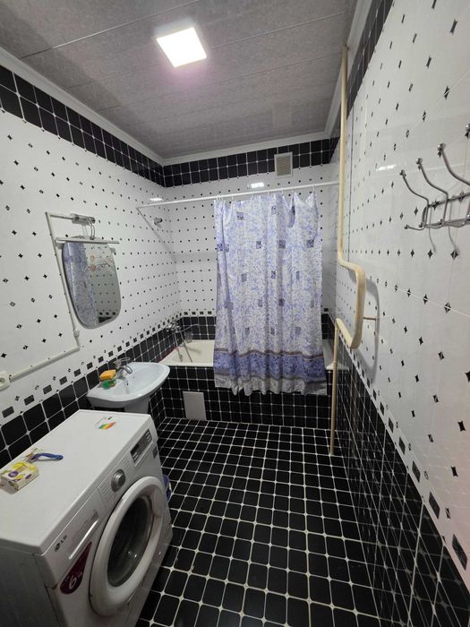 4 xonali 130m² 2-qavat.