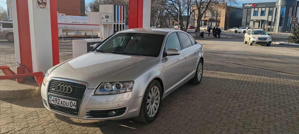 Автомобиль ауди А6