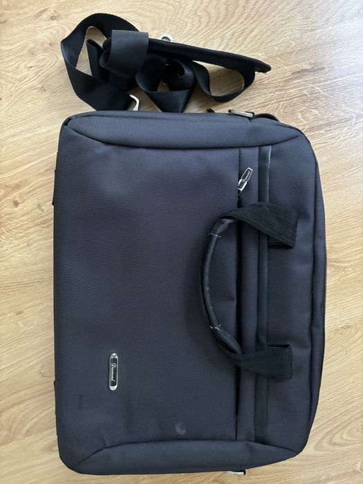 Сумка для ноутбука в хорошем состоянии