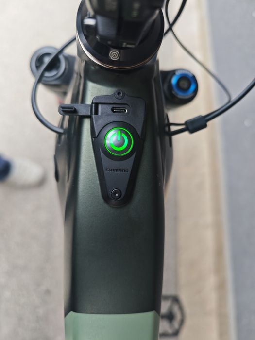 Електрически Алуминиев Велосипед 27.5 Canyon Shimano EP8 630Wh Full Rock Shox  Sram AXS