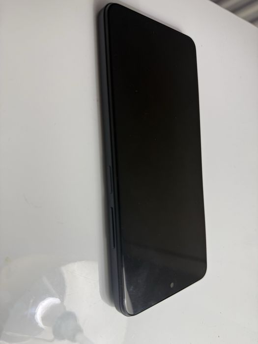 Xiaomi Redmi Note 12 4G, 8GB RAM, 256GB, stare foarte bună.