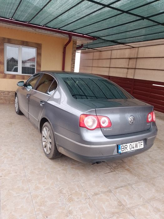 Vând Passat B6..