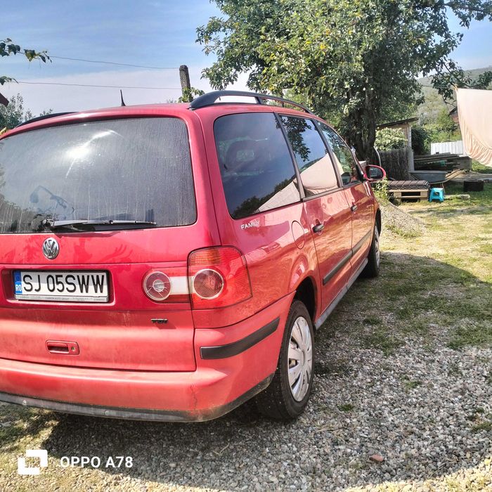 Vând Volkswagen Sharan,mai multe detalii la telefon