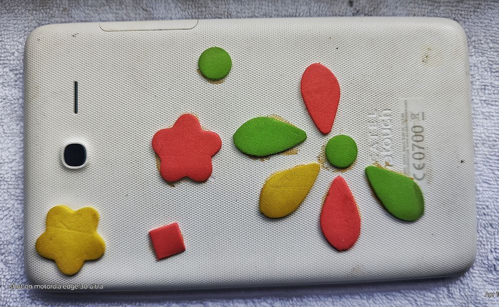 Alcatel ONE TOUCH Pixi 3 7'' 3G 9002X на части