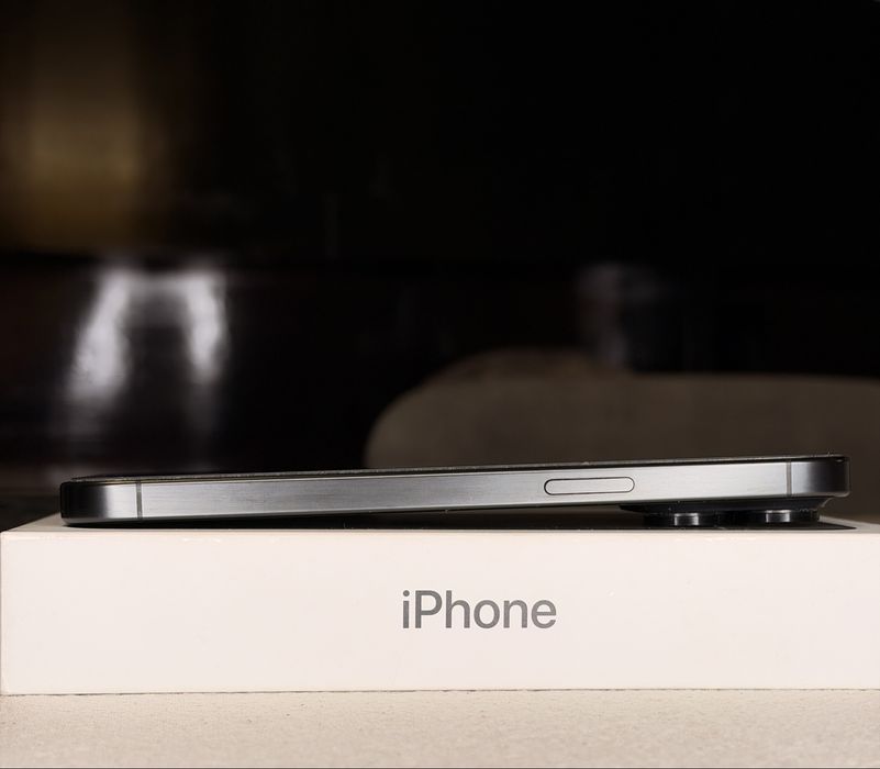 iPhone 15 Pro Max 256GB Black гаранционен до 2028