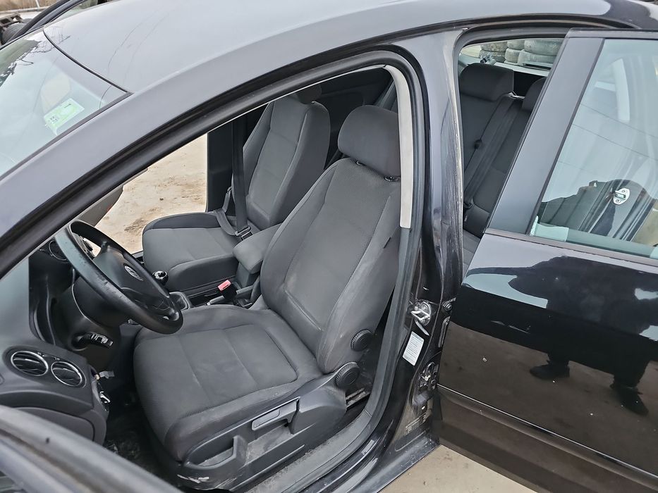 Scaun stanga fata Volkswagen Golf 5 Plus (5M1) [Fabr 2005-2008] OEM