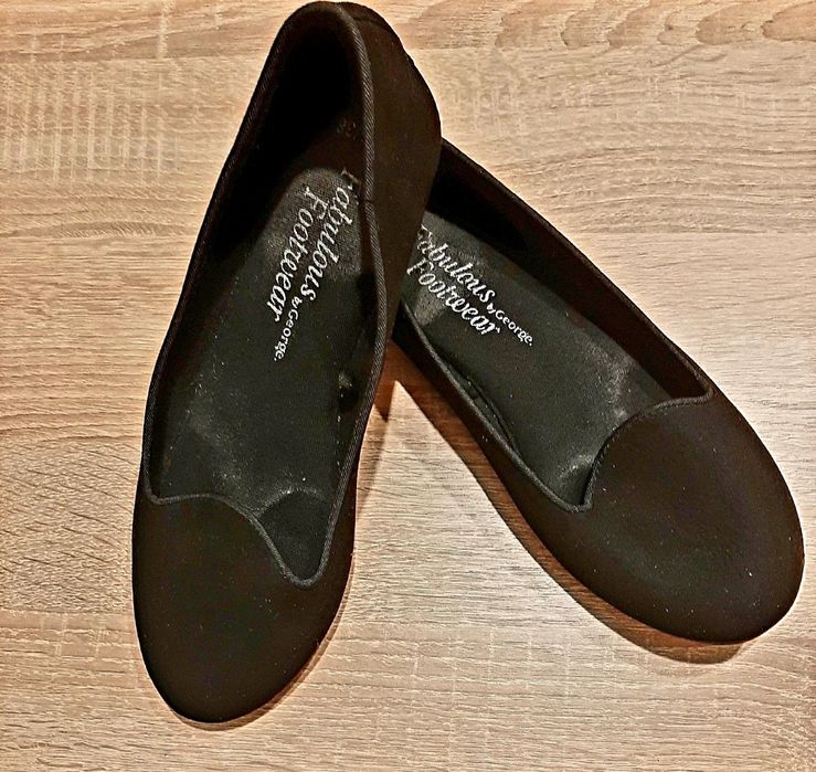 Апрески със забележка/номер44/ иНови сандали NEW LOOK и стилни обувки