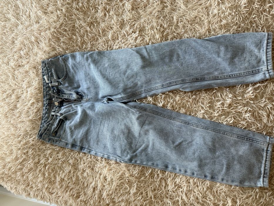 Продам джинсы