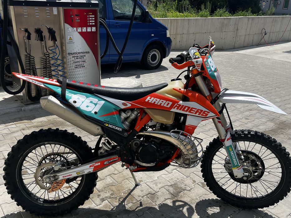 Ktm exc 300 six days 2021