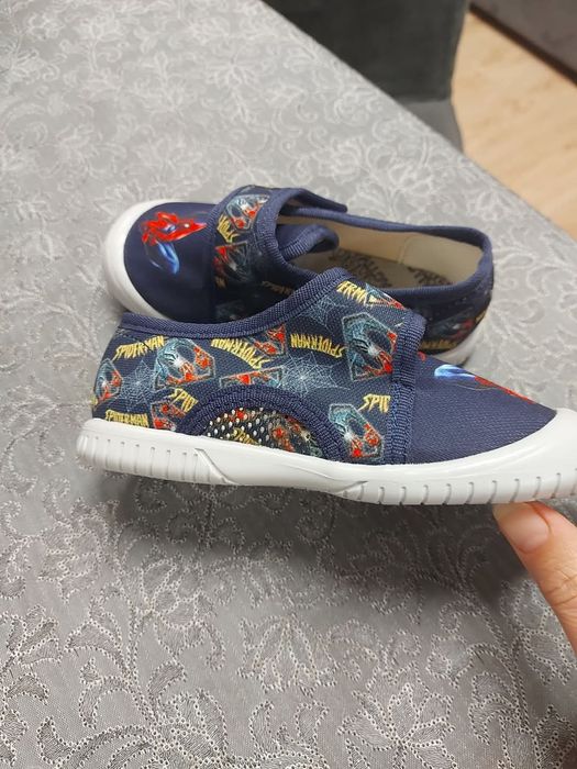 обувки и пантофи за момче 98 - 3 год