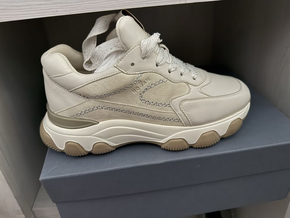 Нови обувки Hogan с кутия