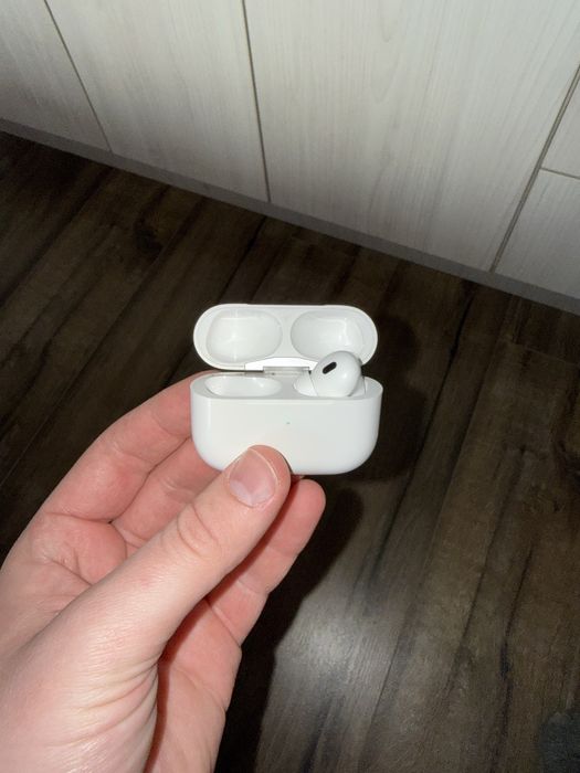 Airpods Pro 2 поколение