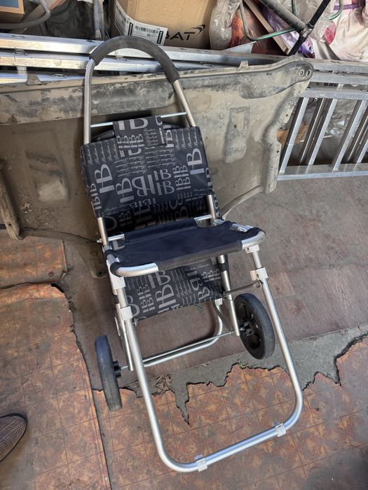 Сумка тележка с стулом