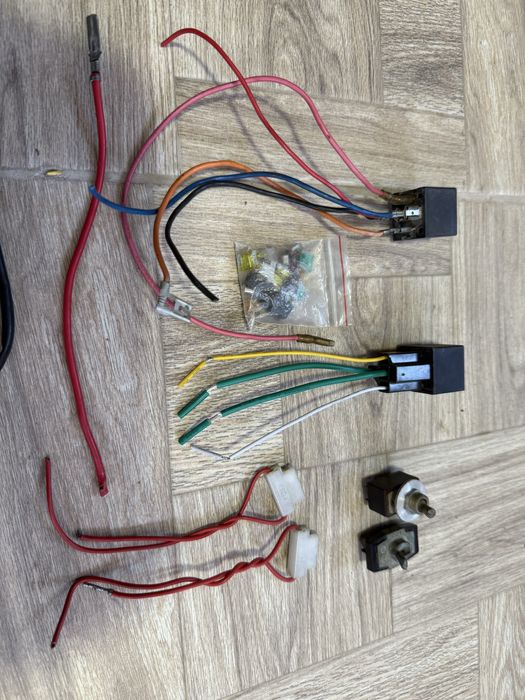 Продам реле автомобильный