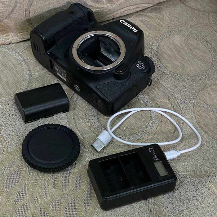 Фотоаппарат Canon EOS 6D (WG) Body