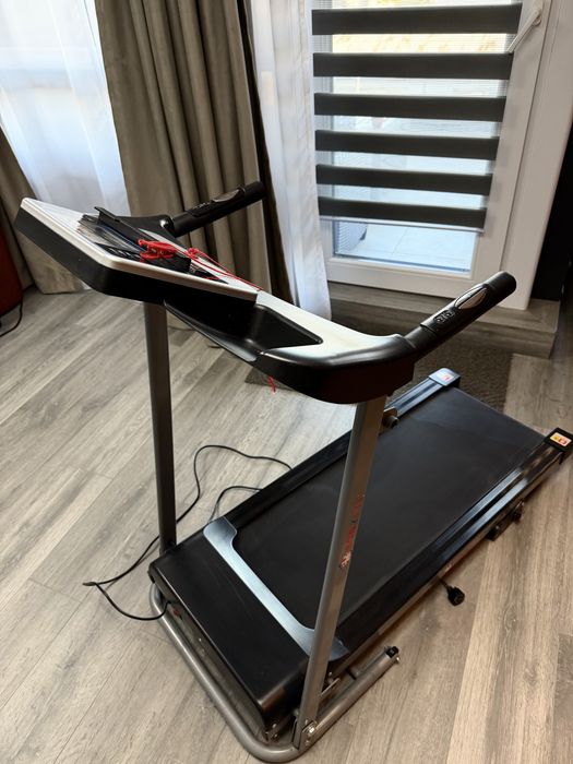 Bandă de alergare electrică BodyFit F3000