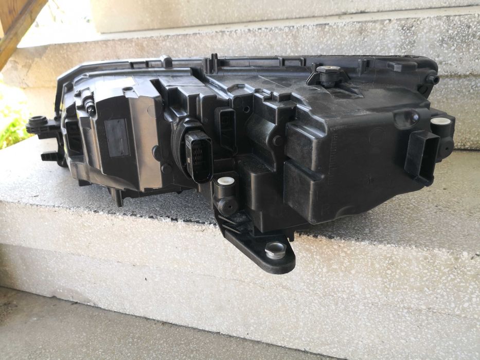 Фар Skoda Octavia FULL LED десен/Фар Шкода Октавиа LED Оригинален