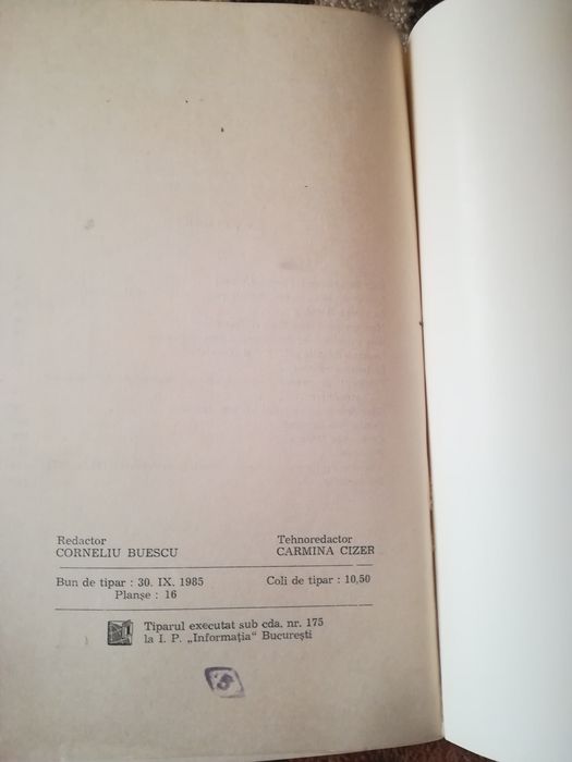 Carte Amintiri despre Floria Capsali