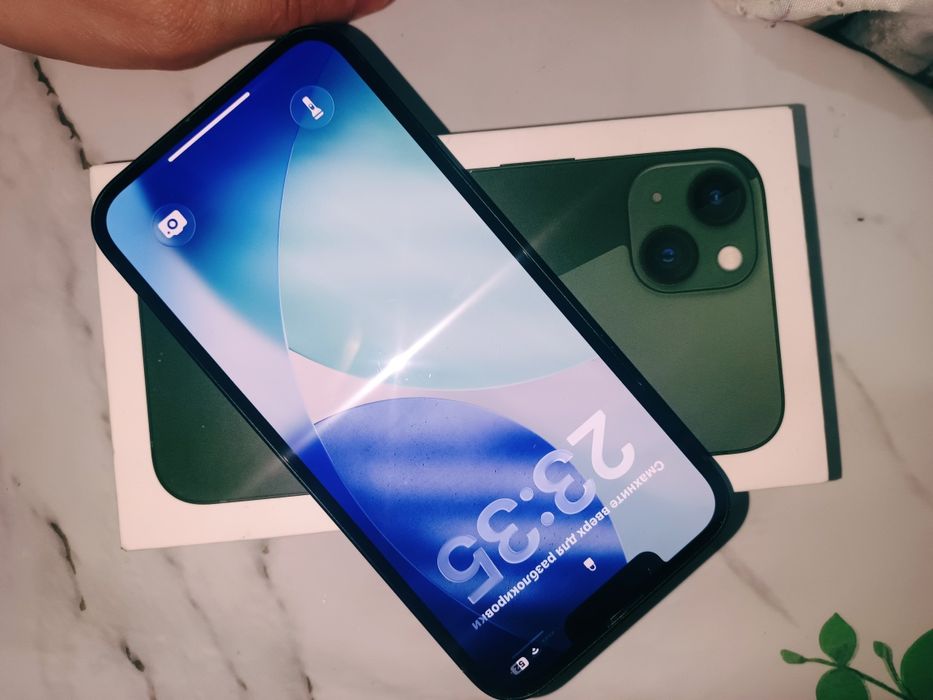 Айфон 13 зелёный цвет