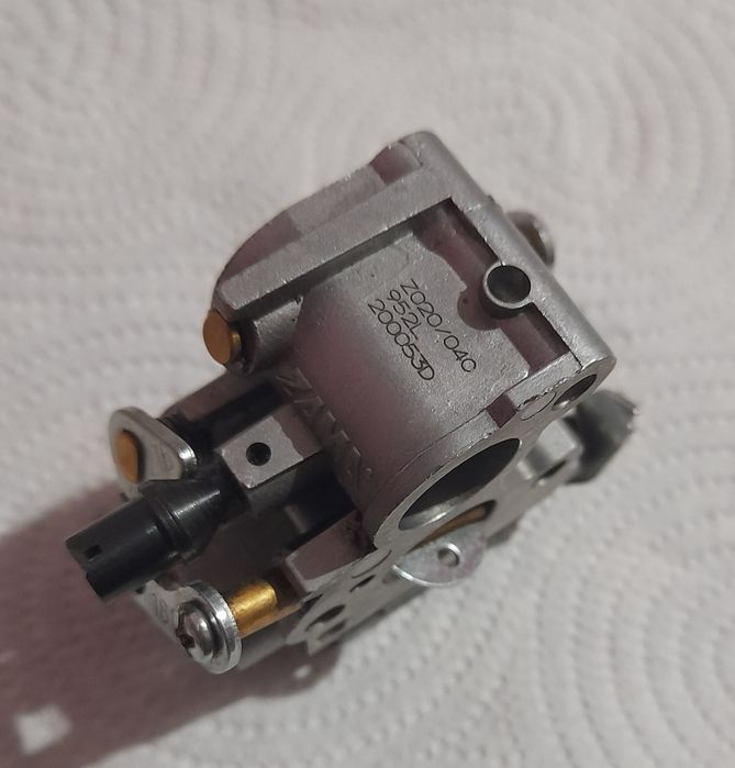 Carburator husqvarna 236