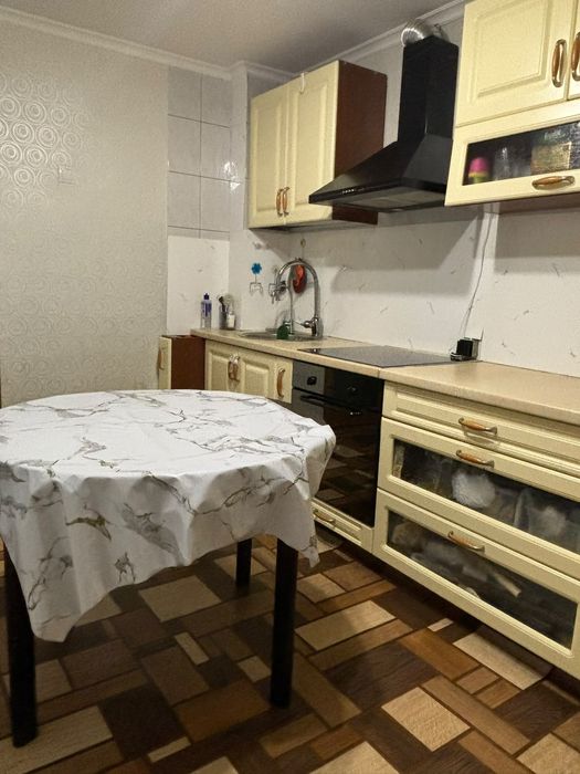 Продается 3 комнатная кварти ра