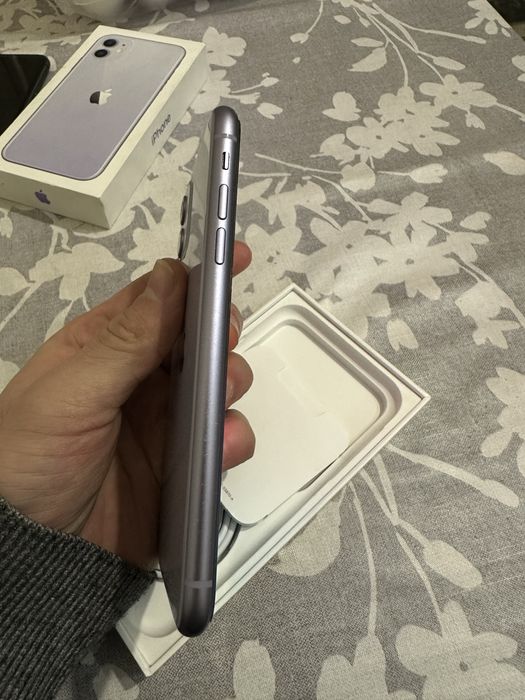 iphone 11, (124гб, 75% аккумулятор)
