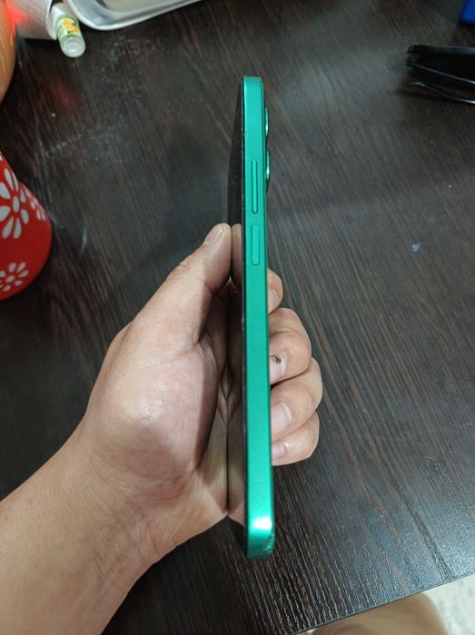 Honor x8b сотилади