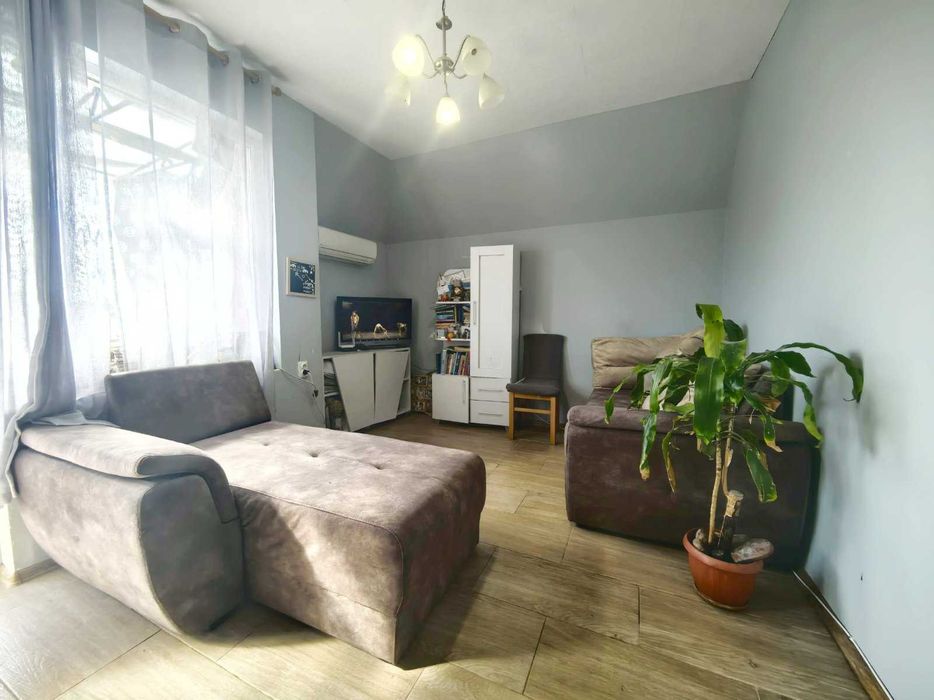 Продава се Тристаен апартамент в Варна, Бизнес хотел - 83 кв.м за 2069 €/кв.м - Снимка #1