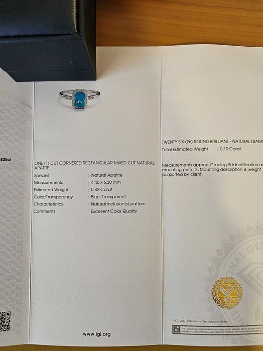 Пръстен, 14k бяло злато с естествени диаманти,  IGI сертификат