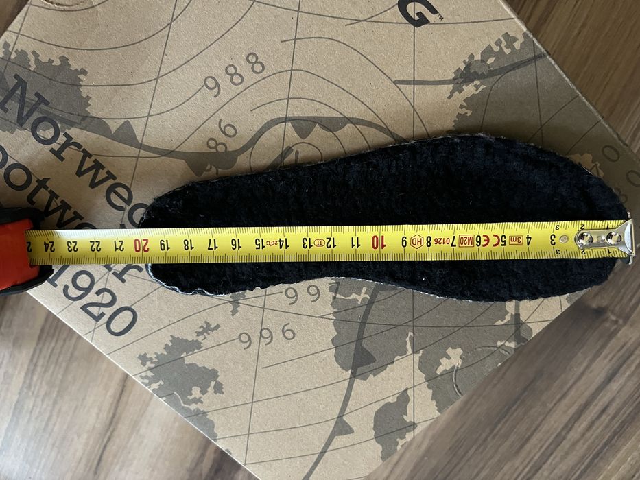 Ботуши за зима. Размер 30 ………………….