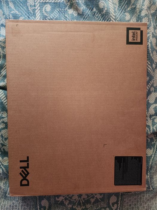 Noutbuk Dell 15 Pro Essential