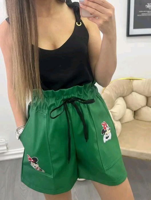 Set  pantaloni scurti si maieu