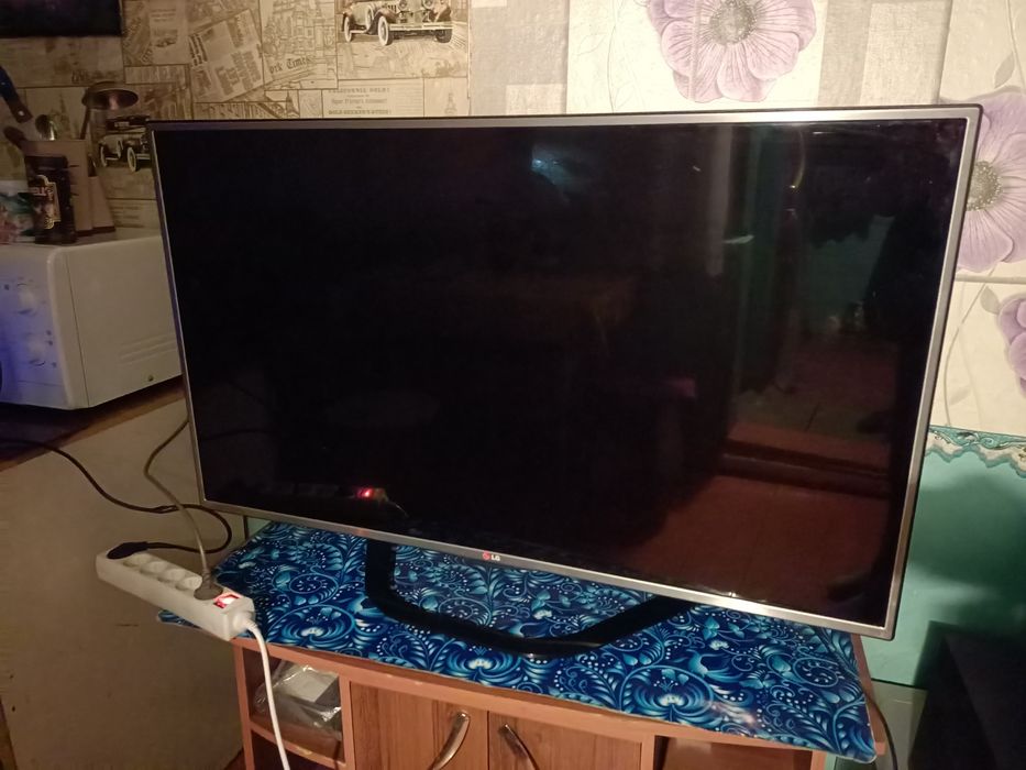 Телевизор в прекрасном состоянии.