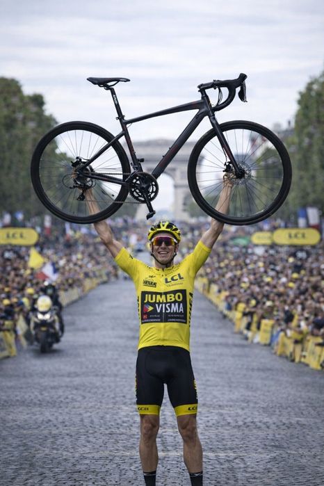 Продам шоссейный велосипед.