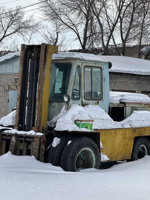 Продам вилочный погрузчик