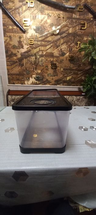 Продам аквариумы Б,У