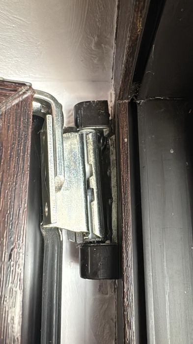 Service Mentenanță Ferestre și Uși PVC !