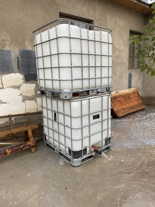 Продам стройтельный контейнер для воды!