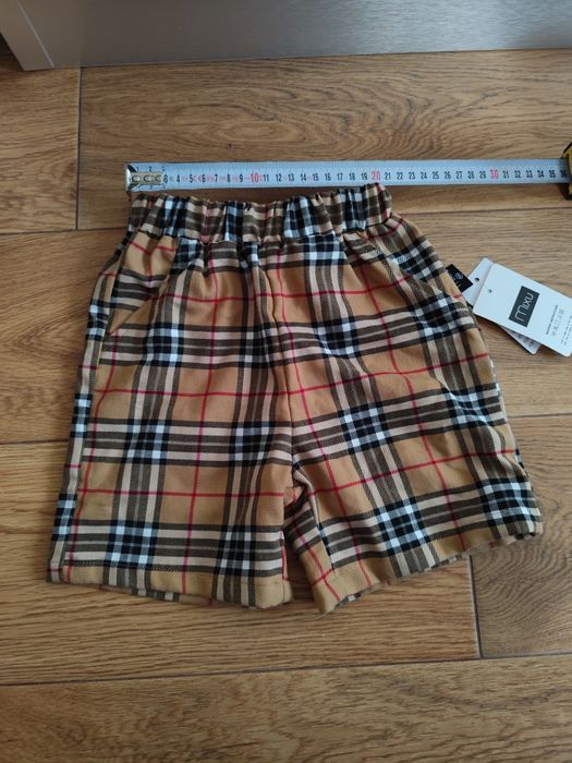 Pantaloni scurți 4-6ani gen Burberry