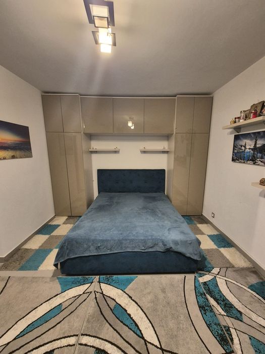 Garsoniera de vânzare