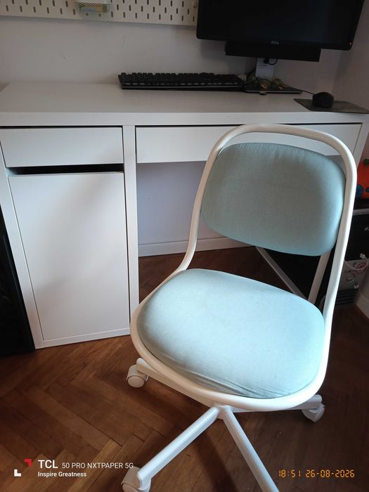 Birou si scaun copii IKEA (Micke)