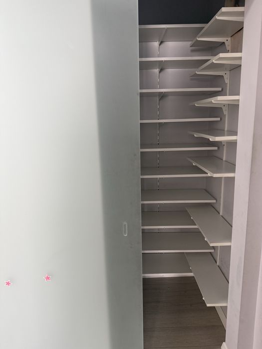Inchiriez apartament