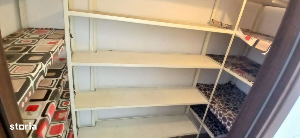 Metrou Academia Militara, 2 camere decomandat, zona Panduri - Marriot